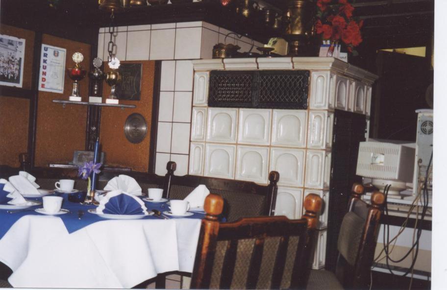 Hotel Alt Wassenberg Buitenkant foto